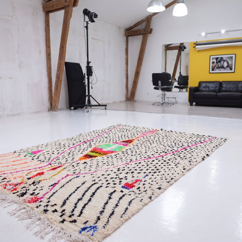 Moroccan Rug – Handwoven Wool Azilal Berber Area Rug, Contemporary Scandinavian Style